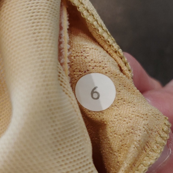 LULULEMON SPORTS BRA BUNDLE (3 BRAS) - Picture 16 of 16